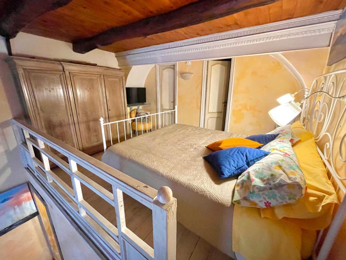 Napoli Suites Quartieri Exterior foto