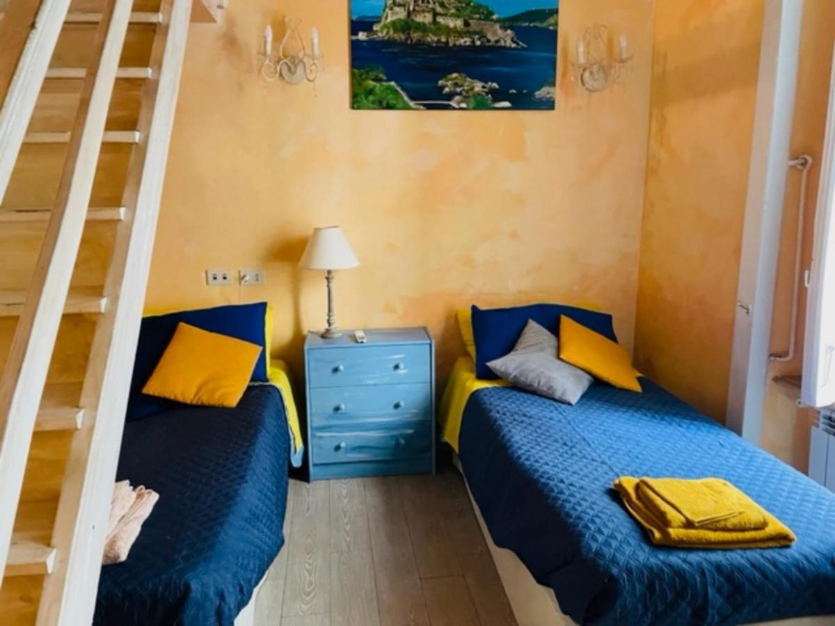 Napoli Suites Quartieri Exterior foto