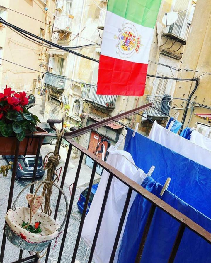 Napoli Suites Quartieri Exterior foto